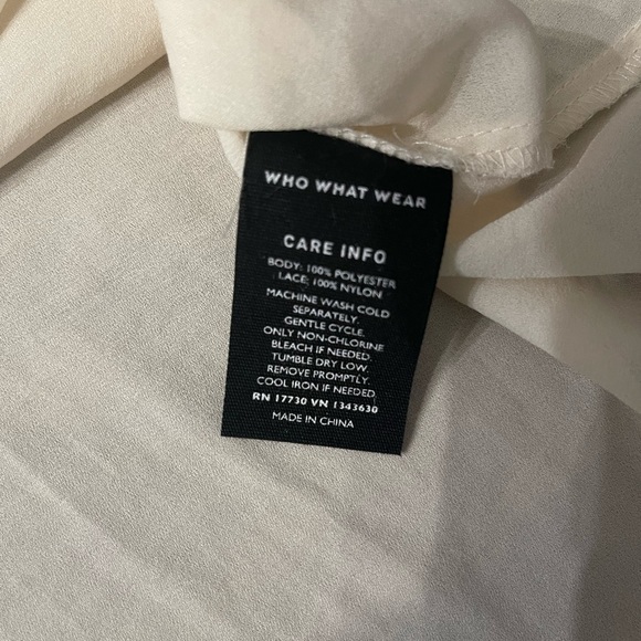 EUC XL Beige Lace sleeve Blouse - Picture 7 of 9